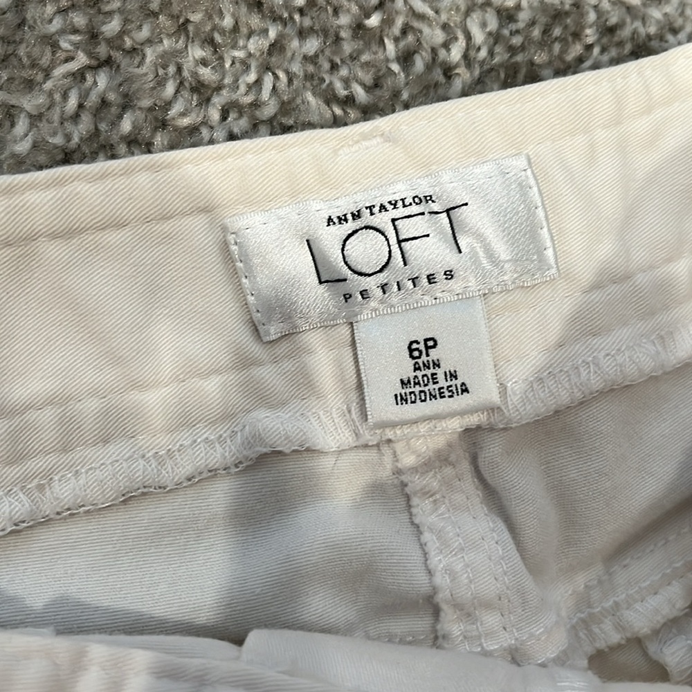 Ann Taylor capri